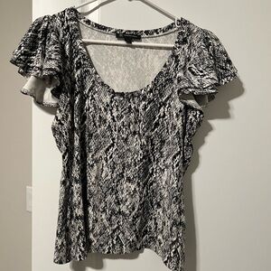 Snake pattern Black and White Shirt